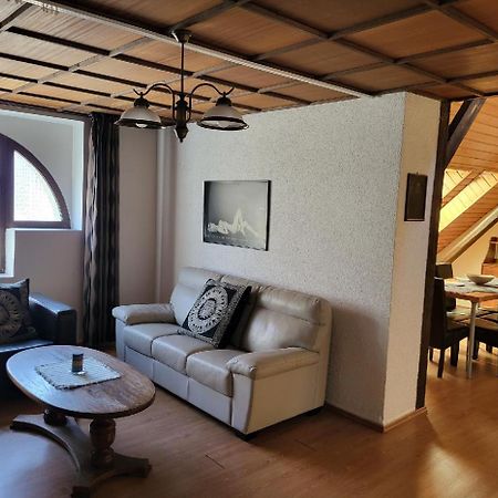 Sunflower Prague Apartments And Suites Екстериор снимка