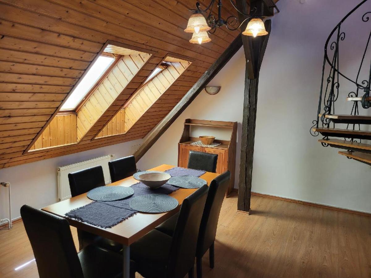 Sunflower Prague Apartments And Suites Екстериор снимка