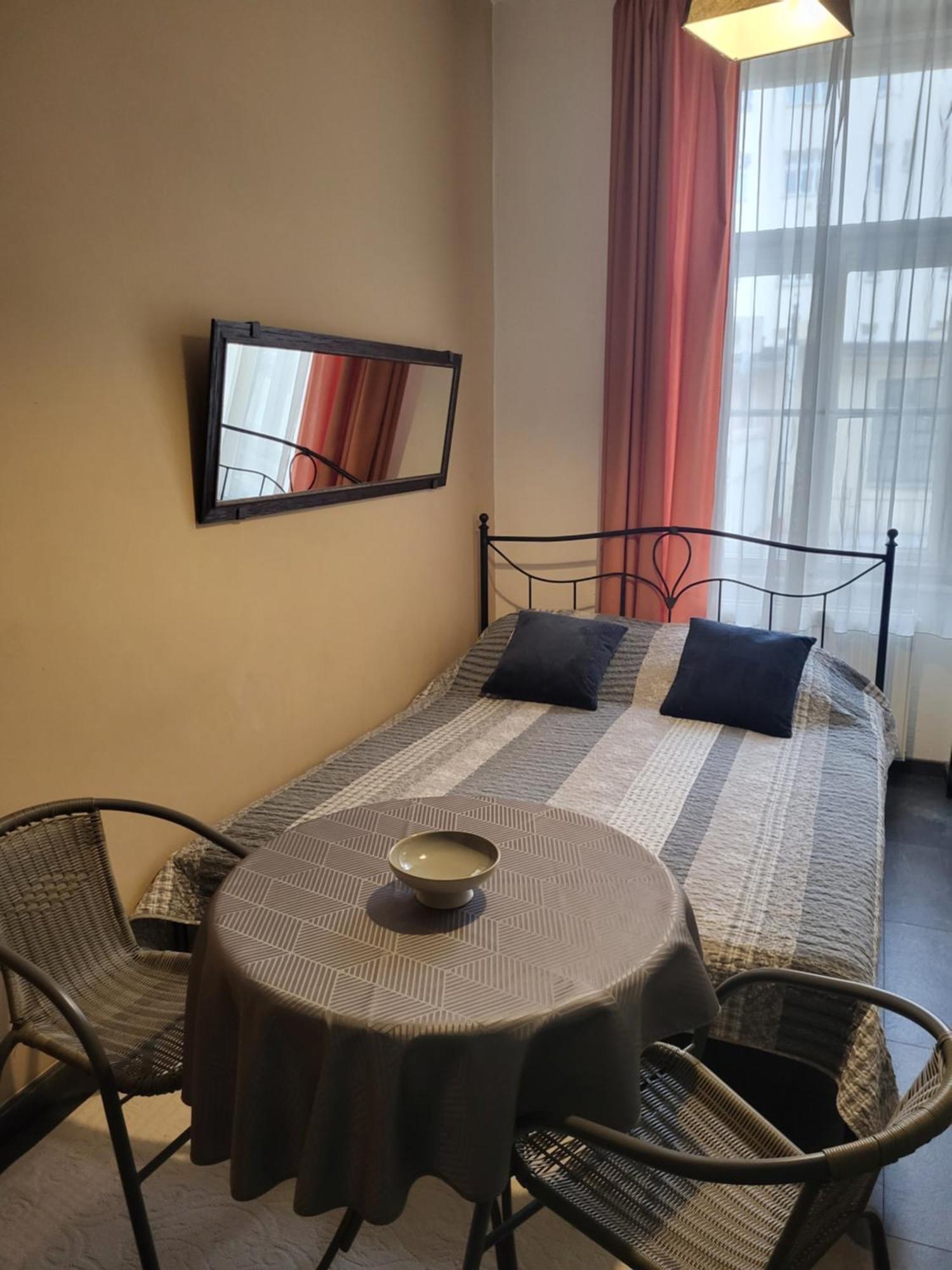 Sunflower Prague Apartments And Suites Екстериор снимка